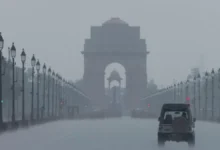 Photo of दिल्ली-एनसीआर के कुछ हिस्सों में भारी बारिश, जलभराव से यातायात बाधित