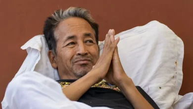 Photo of ‘मुझे जाने की अनुमति दें, मुझे संसद मार्च में शामिल होना है’: सोनम वांगचुक