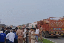 Photo of आगरा-ग्वालियर हाईवे पर हादसा: मजदूर की मौत, परिजनों ने जाम लगाकर की कार्रवाई की मांग