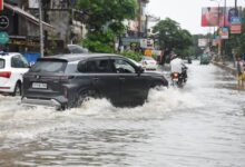 Photo of यूपी में बारिश और बाढ़ से 10 की मौत, कई जिलों में रेड अलर्ट जारी