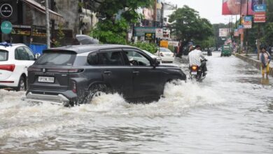Photo of यूपी में बारिश और बाढ़ से 10 की मौत, कई जिलों में रेड अलर्ट जारी