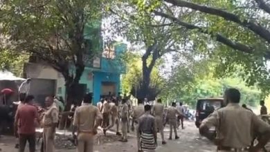 Photo of पीलीभीत में विवाद के बाद शराब सेल्समैन को मारी गोली, गंभीर हालत में जिला अस्पताल रेफर