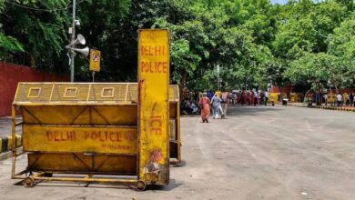 Photo of दिल्ली पुलिस ने कहा जंतर-मंतर पर आरक्षण विरोधी प्रदर्शन की अनुमति नहीं , फर्जी सूचना फैलाने पर कानूनी कार्रवाई