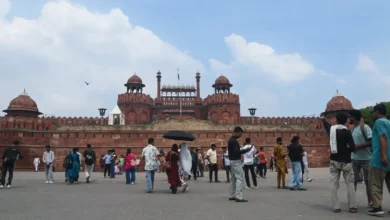Photo of स्वतंत्रता दिवस से पहले दिल्ली हवाई अड्डे, उच्च न्यायालय, लाल किला और अन्य महत्वपूर्ण स्थानों को बम से उड़ाने की धमकी