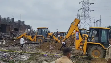 Photo of कौशांबी में एक पटाखा कारखाने में भीषण विस्फोट में 5 लोगों की मौत, कई घायल