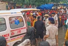 Photo of बिहार के मधेपुरा स्थित सिंहेश्वर मंदिर में भगदड़ ; कई घायल
