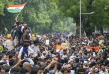 Photo of केंद्र सरकार ने पेपर लीक के विरोध प्रदर्शनकारियों के खिलाफ दर्ज FIR रद्द करने के लिए सुप्रीम कोर्ट में याचिका दायर की