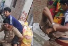 Photo of लखनऊ के पारा में अवैध डेयरियों के खिलाफ कार्रवाई के दौरान टीम पर हमला, दो महिलाएं गिरफ्तार