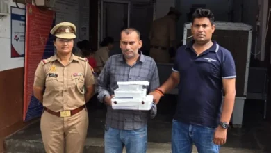 Photo of UPSSSC परीक्षा के उम्मीदवार ने धांधली की और परीक्षा में ब्लूटूथ का इस्तेमाल किया; एसटीएफ रंगे हाथों पकड़ा