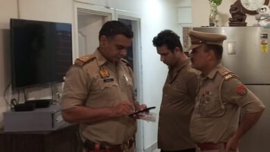 Photo of कानपुर में दवा कारोबारी की सनसनीखेज हत्या: गर्दन पर चाकू से वार कर उतारा मौत के घाट, नौकर पर गहराया शक