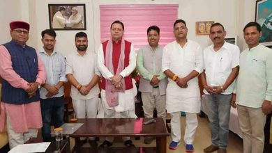Photo of उत्तराखंड के मुख्यमंत्री पुष्कर सिंह धामी ने नवनिर्वाचित जिला सहकारी बैंक अध्यक्षों से की मुलाकात, पारदर्शिता और जनहित के साथ सहकारिता तंत्र को मजबूत करने पर जोर