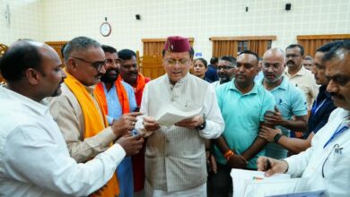 Photo of देहरादून: सीएम धामी ने जनता दरबार में सुनीं समस्याएं, अधिकारियों को दिए त्वरित और समयबद्ध समाधान के सख्त निर्देश