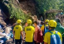 Photo of उत्तराखंड: एसडीआरएफ ने भूस्खलन संभावित चिरबासा क्षेत्र से केदारनाथ मार्ग पर लगभग 9,000 तीर्थयात्रियों को सुरक्षित निकाला