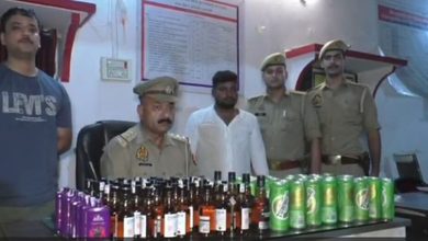 Photo of वाराणसी में ‘ड्राई डे’ पर शराब तस्करी का अनोखा मामला: सब्जी की टोकरी में बिक रही थी शराब, सिगरा पुलिस ने किया भंडाफोड़