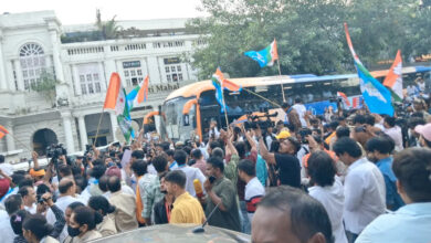 Photo of विपक्ष द्वारा ECI पर दबाव बढ़ाने के बीच इंडिया गठबंधन के नेता राजघाट की ओर रवाना हुए