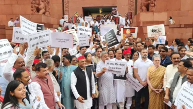 Photo of वोट के अधिकार की रक्षा के लिए इंडिया गठबंधन के नेता सोमवार को दिल्ली में प्रदर्शन करेंगे