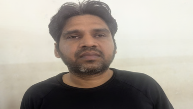 Photo of शीर्षक: आगरा में सिपाही का खौफनाक इंतकाम: शराब पार्टी में हुए विवाद और दो साल पुरानी रंजिश के चलते ढाबा संचालक के सीने में उतारी गोली