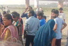 Photo of आगरा के हाथी घाट पर पितृ विसर्जन के दौरान दर्दनाक हादसा, यमुना में डूबे चाचा-भतीजे, चाचा की तलाश जारी