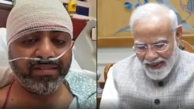Photo of प्रधानमंत्री मोदी ने कैप्टन स्मित मच्छार से बात की, उनकी बहादुरी की सराहना की और उनके शीघ्र स्वस्थ होने की कामना की