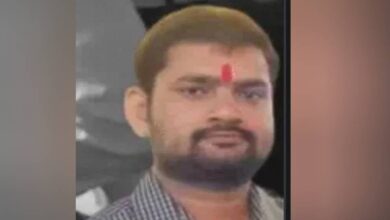 Photo of यूपी की दो दर्दनाक घटनाएं: बरेली में शॉर्टकट के चक्कर में नदी में डूबने से युवक की मौत, लखनऊ में लूडो में हारने पर दोस्त की हत्या