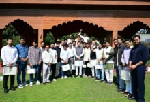 Photo of ‘आप देवभूमि के डिजिटल ब्रांड एंबेसडर हैं’: हरियाणा के युवाओं से मुलाकात कर सीएम धामी ने साझा किए उत्तराखंड के विकास के नए आयाम