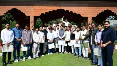 Photo of ‘आप देवभूमि के डिजिटल ब्रांड एंबेसडर हैं’: हरियाणा के युवाओं से मुलाकात कर सीएम धामी ने साझा किए उत्तराखंड के विकास के नए आयाम